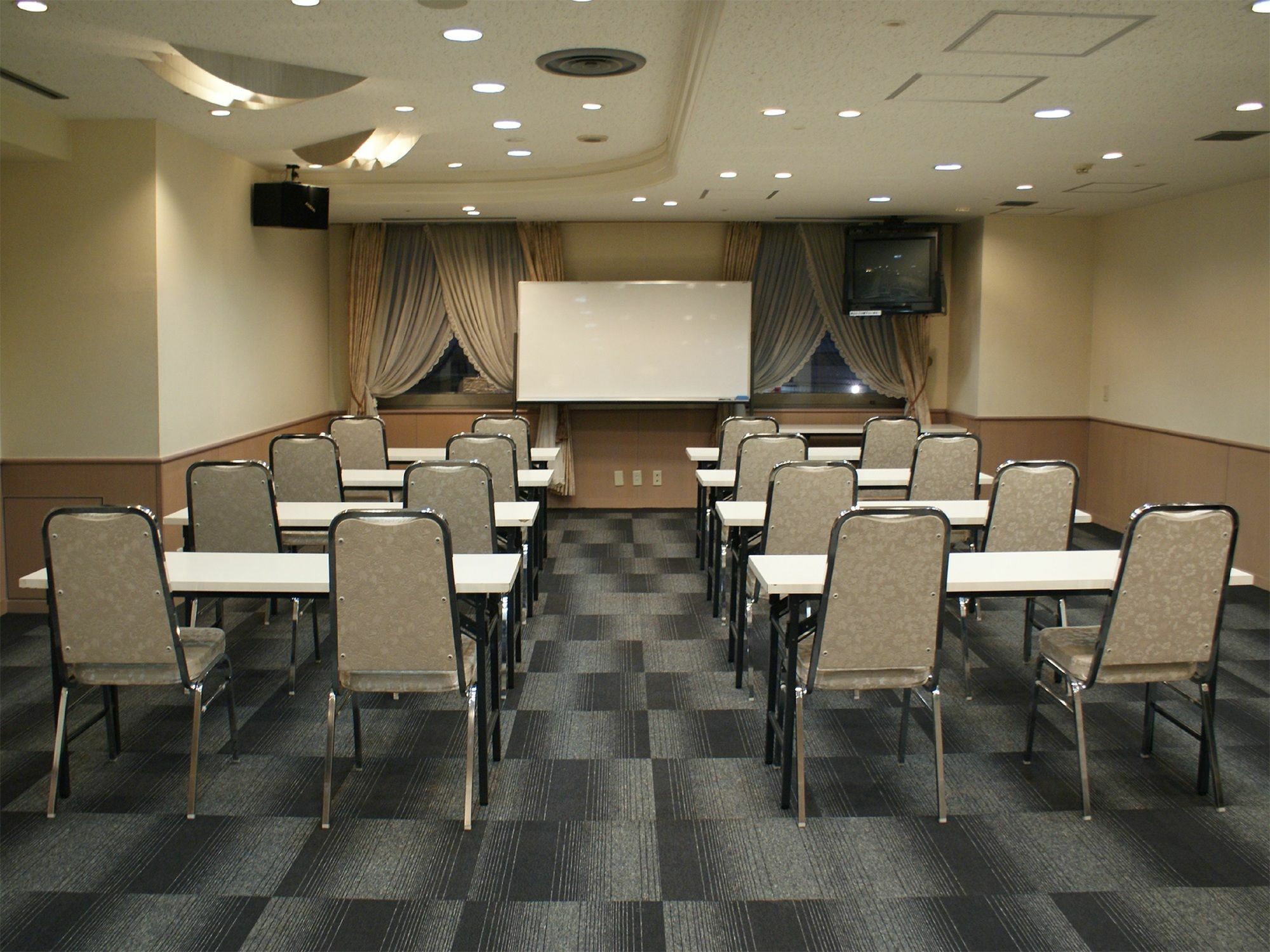 โรงแรมไลฟ์แม็กซ์ บัดเจ็ต ซัปโปโร ภายนอก รูปภาพ